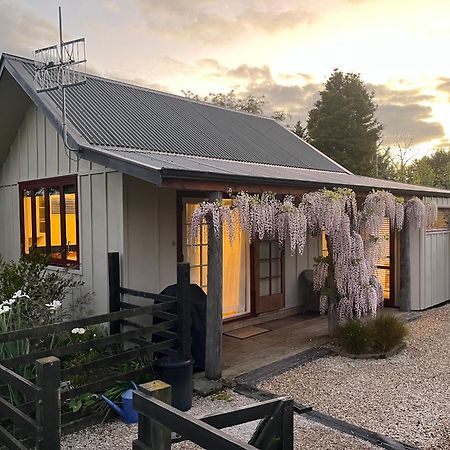 Tasman Village Cottage Kültér fotó