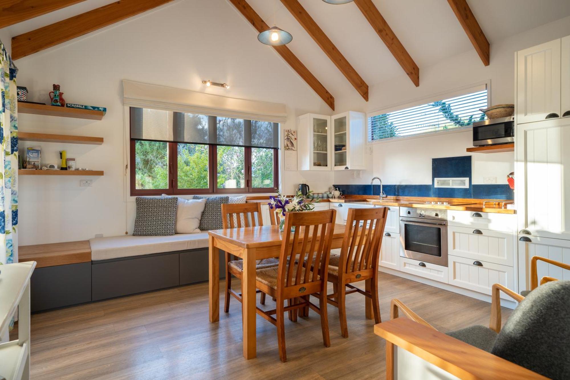 Tasman Village Cottage Kültér fotó